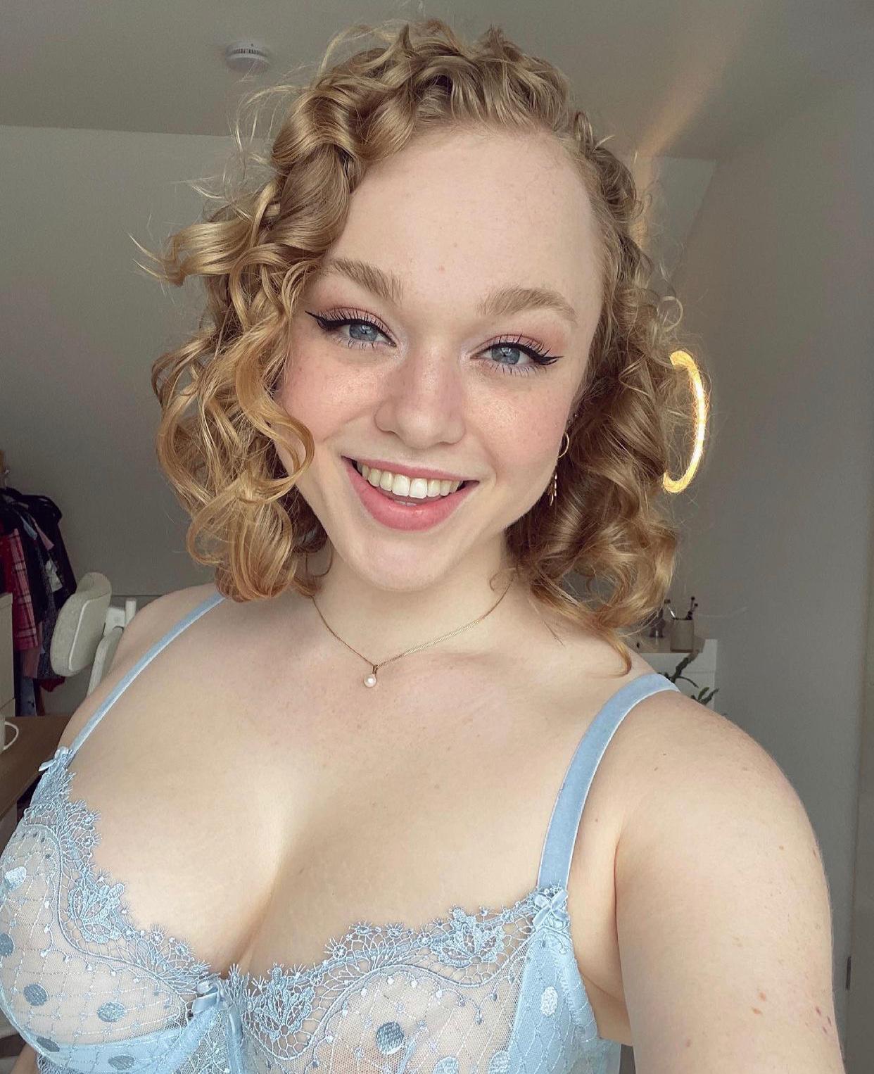 I’m available for hookup for both incall and outcall✅✅